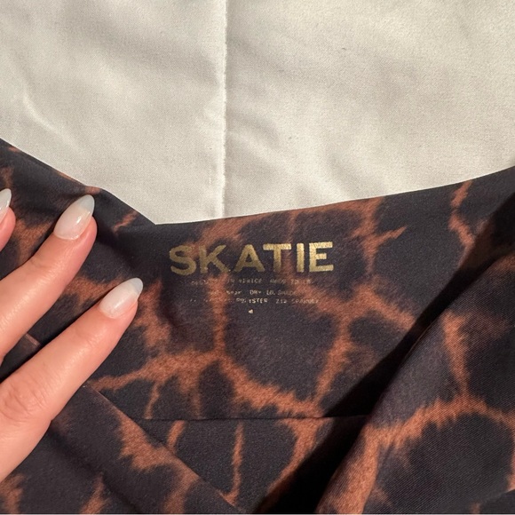 Skatie Black and Brown Patterned Bikini Top & Bottom | Size M - Picture 3 of 4